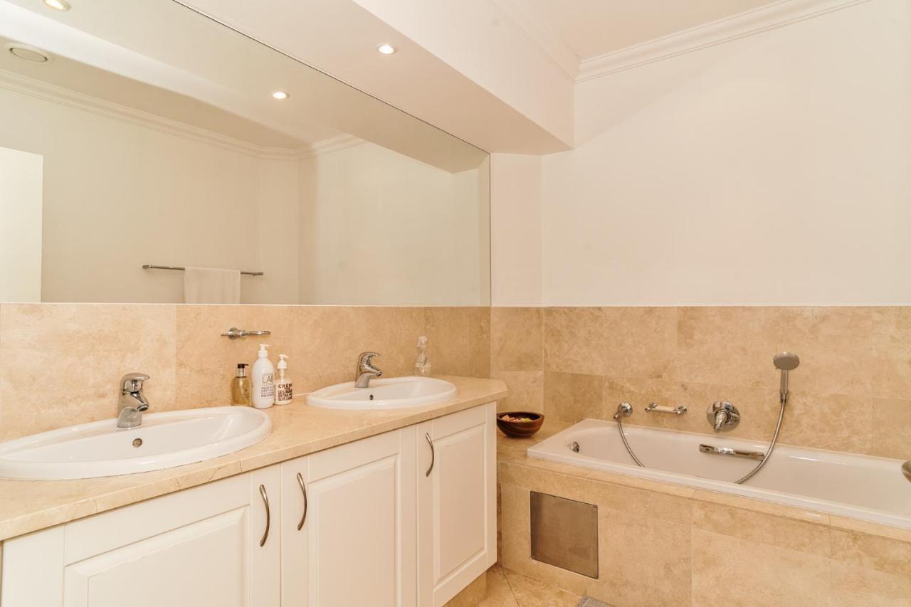 204 Oyster Rock - By Stay In Umhlanga Durban Buitenkant foto
